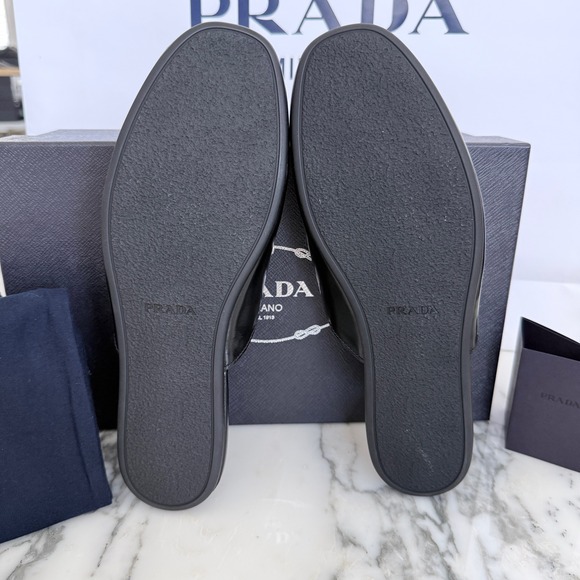 Prada Milano Black Leather Mule Slides Gold Logo Slip On Flat Shoes Mens UK6.5 main image 8